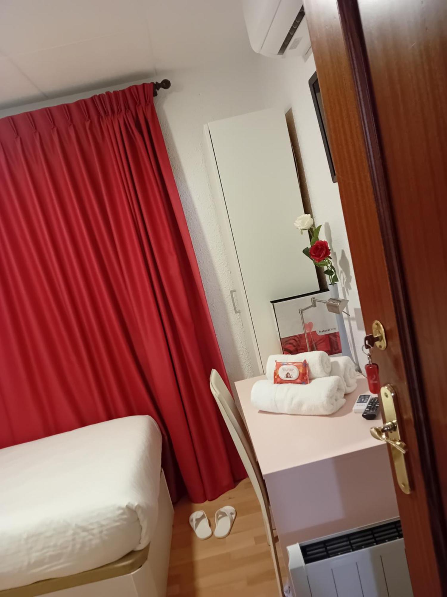 Apartamento Compartido Excelente Ubicacion El Prat de Llobregat Exteriör bild