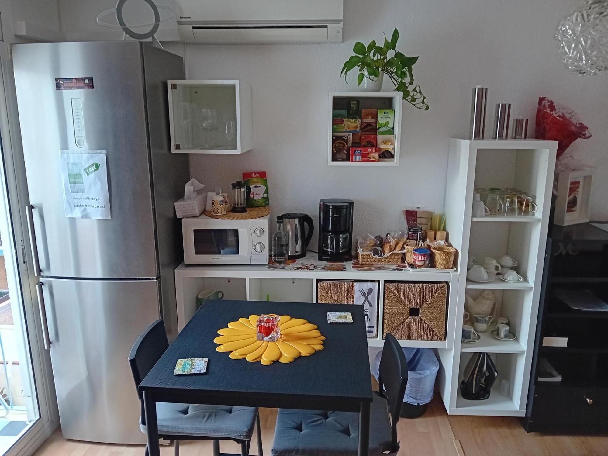 Apartamento Compartido Excelente Ubicacion El Prat de Llobregat Exteriör bild
